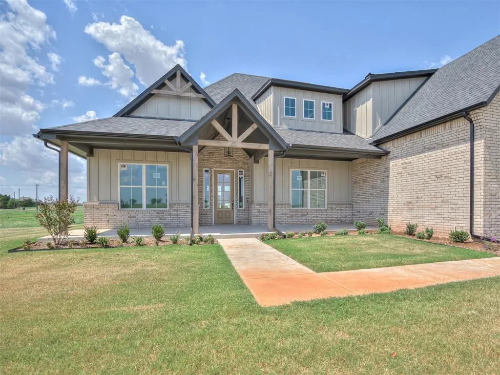 Photo 2 — 6941 Lake View Court, Cashion, OK 73016
