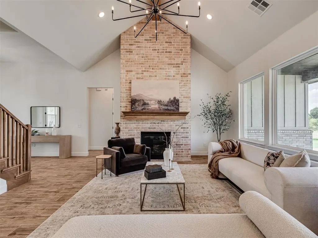 Photo 7 — 6941 Lake View Court, Cashion, OK 73016