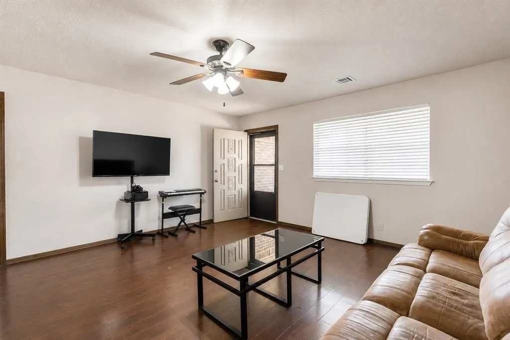 Photo 17 — 915 Delmar Circle, Oklahoma City, OK 73160