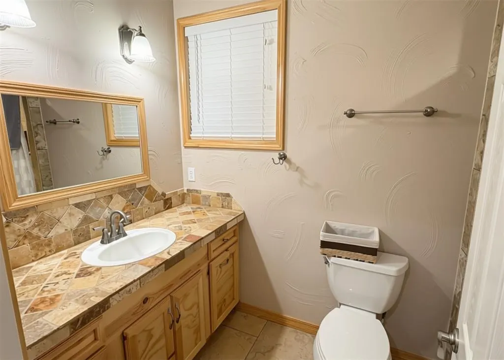 Photo 23 — 120 Thornton Lane, Elk City, OK 73644