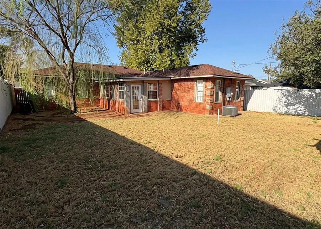 Photo 30 — 120 Thornton Lane, Elk City, OK 73644
