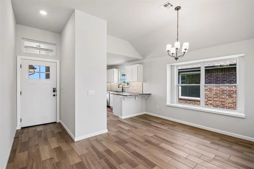 Photo 4 — 13924 Mondello Lane, Oklahoma City, OK 73170