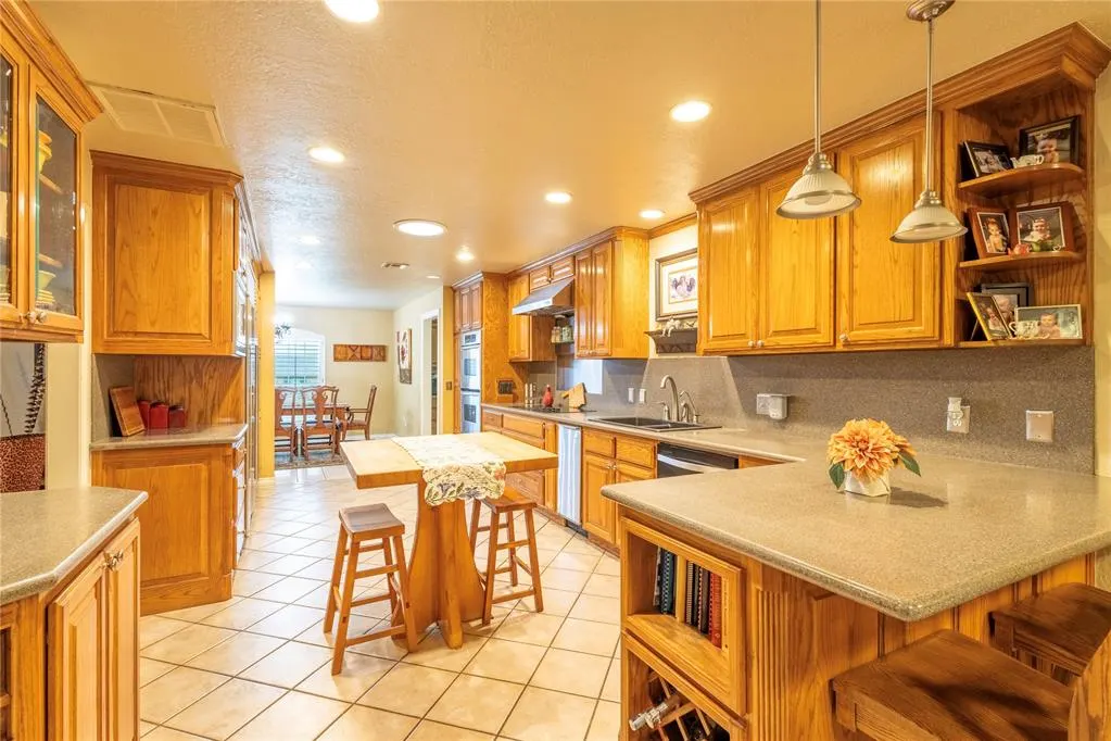 Photo 28 — 107 Clubhouse Drive, Elk City, OK 73644