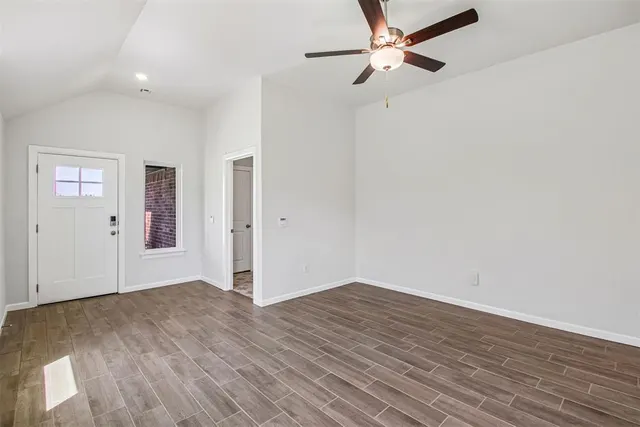 Photo 4 — 13928 Mondello Lane, Oklahoma City, OK 73170