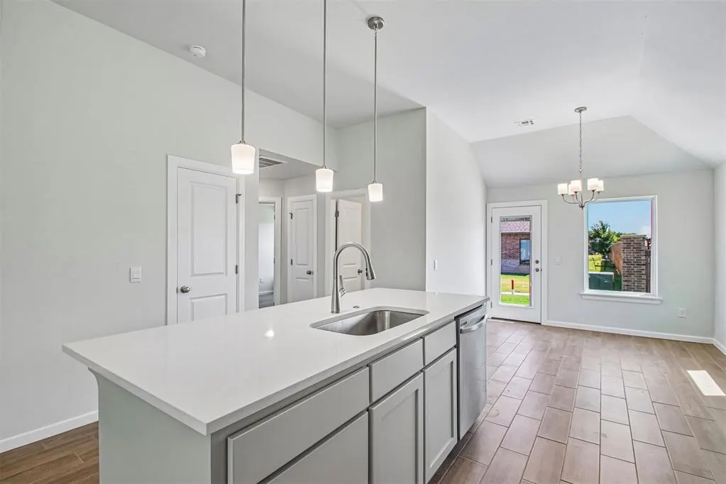 Photo 11 — 13928 Mondello Lane, Oklahoma City, OK 73170