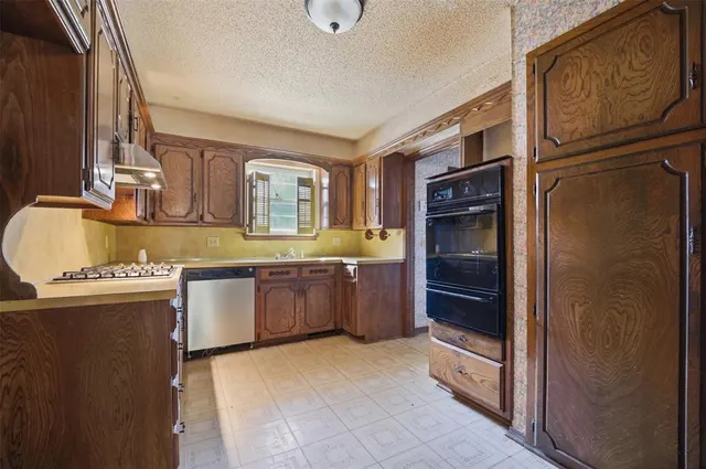 Photo 7 — 724 NE Blugil Drive, Piedmont, OK 73078