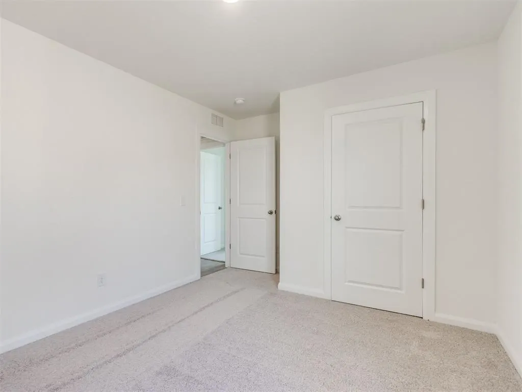 Photo 18 — 924 Hazy Brook Circle, Chickasha, OK 73018