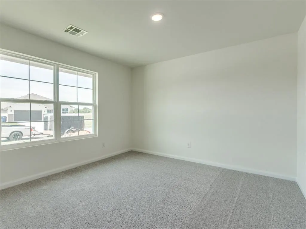 Photo 20 — 924 Hazy Brook Circle, Chickasha, OK 73018