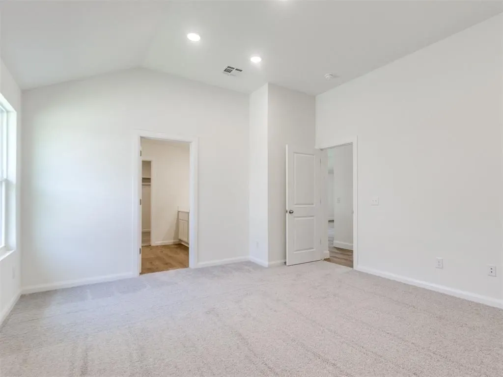 Photo 14 — 920 Hazy Brook Circle, Chickasha, OK 73018