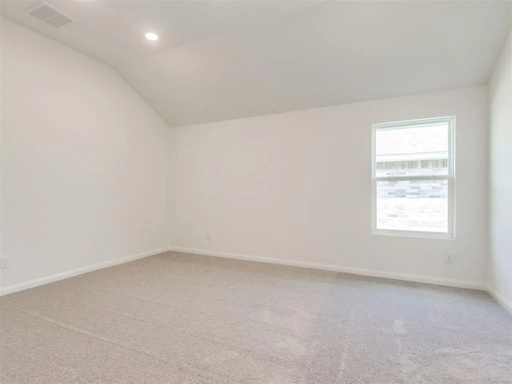 Photo 17 — 920 Hazy Brook Circle, Chickasha, OK 73018