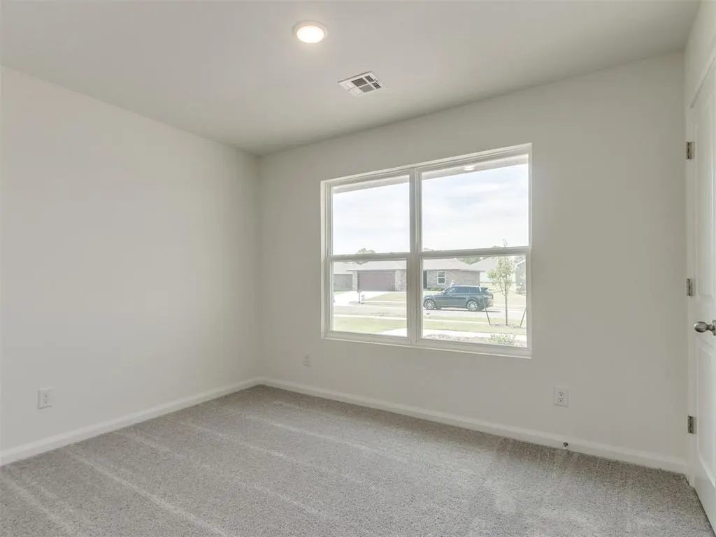 Photo 24 — 920 Hazy Brook Circle, Chickasha, OK 73018