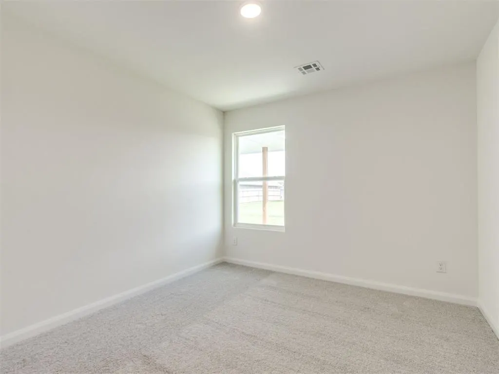 Photo 25 — 920 Hazy Brook Circle, Chickasha, OK 73018