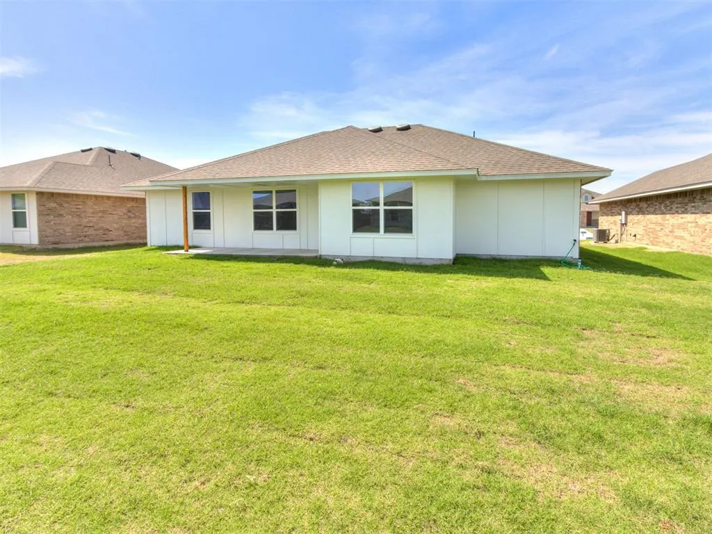 Photo 38 — 920 Hazy Brook Circle, Chickasha, OK 73018
