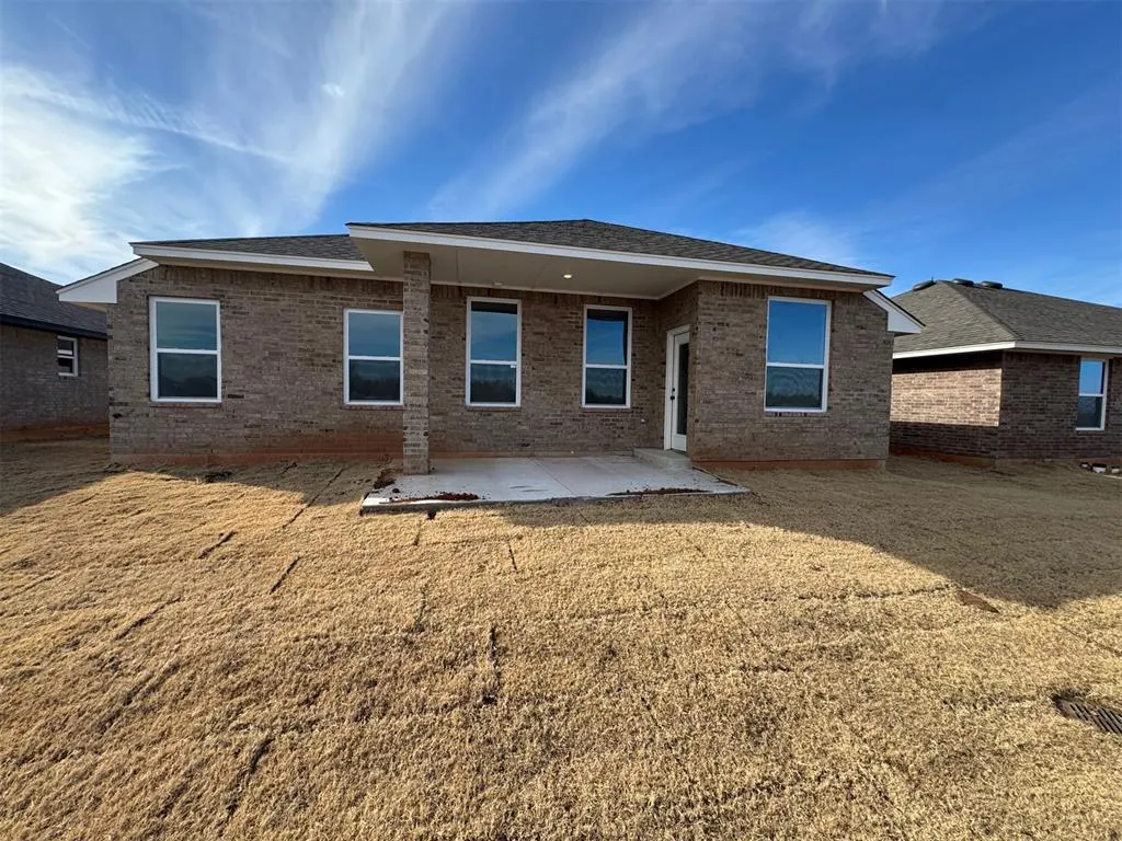 Photo 16 — 2508 Marsh Lane, Midwest City, OK 73130