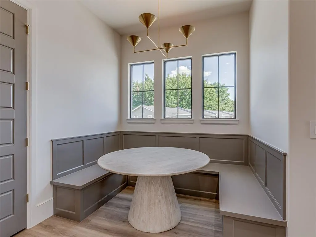 Photo 11 — 1738 Classen Boulevard, Norman, OK 73071