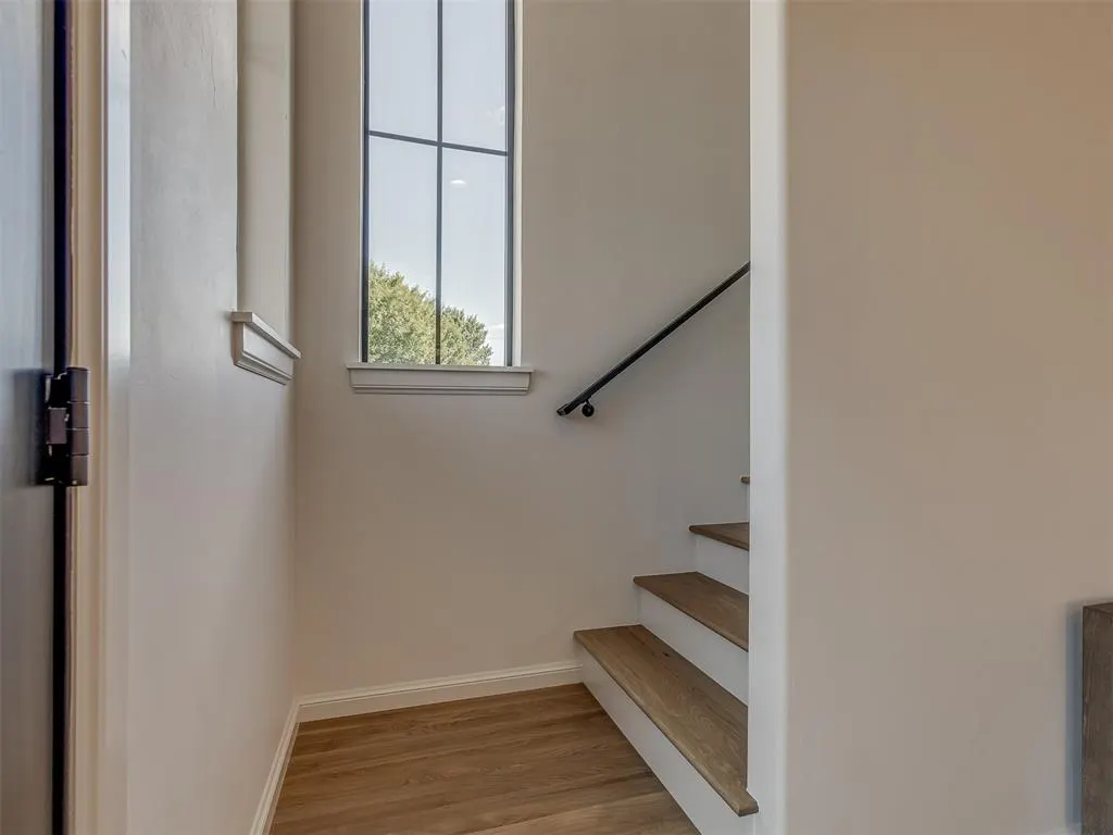 Photo 19 — 1738 Classen Boulevard, Norman, OK 73071