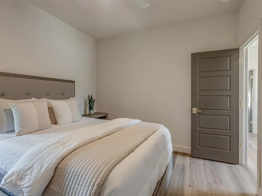 Photo 27 — 1738 Classen Boulevard, Norman, OK 73071