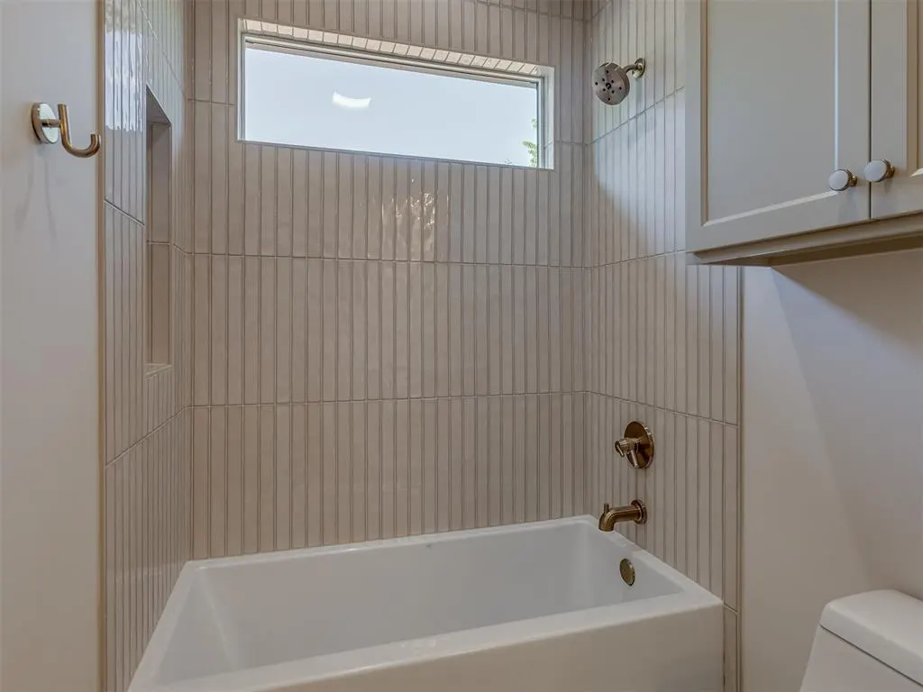 Photo 31 — 1738 Classen Boulevard, Norman, OK 73071