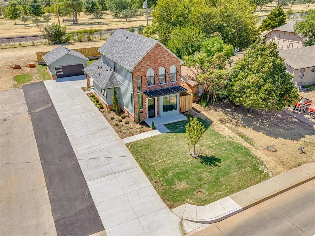 Photo 39 — 1738 Classen Boulevard, Norman, OK 73071
