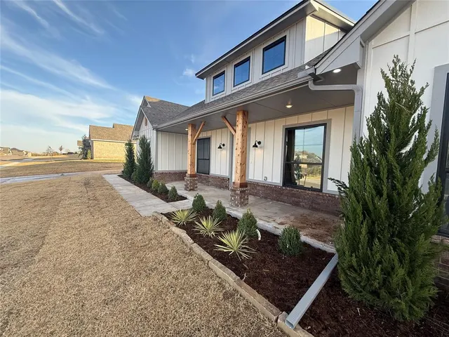 Photo 5 — 10140 NW 100th Street, Yukon, OK 73099