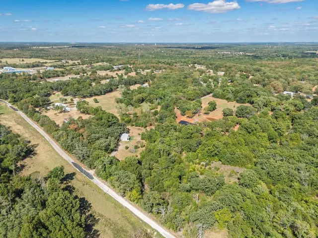 Photo 6 — 21427 S Rock Creek Road, Tecumseh, OK 74873