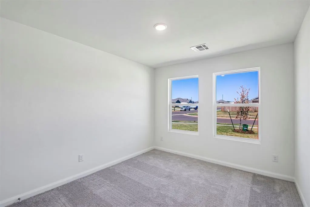 Photo 22 — 1204 E Ruger Lane, Mustang, OK 73064