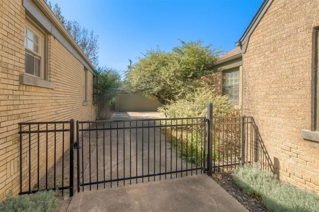 Photo 2 — 3304 NW 21st Street, Oklahoma City, OK 73107