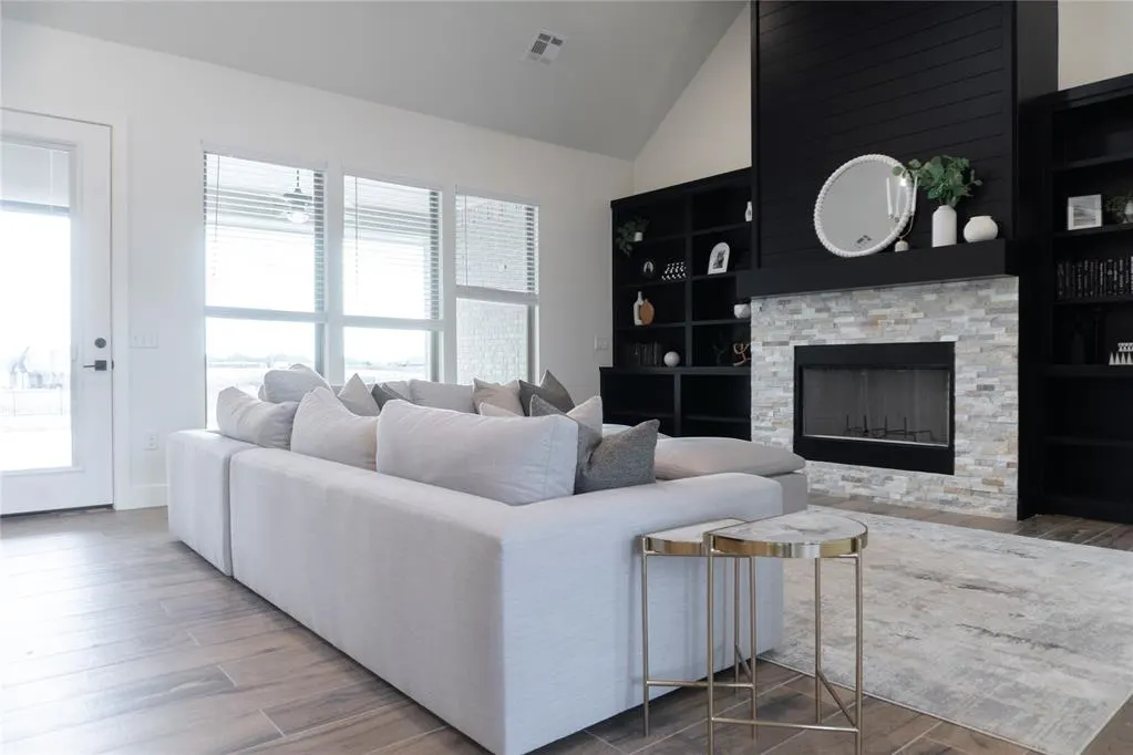 Photo 8 — 9451 W Charter Oak Road, Edmond, OK 73025