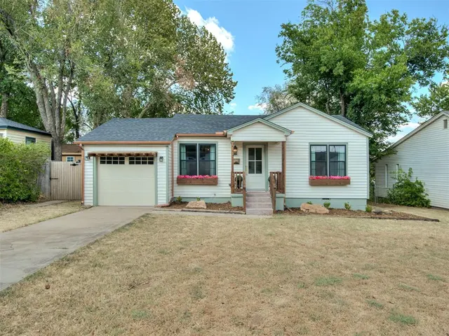 Photo 2 — 111 E 11th, Edmond, OK 73034