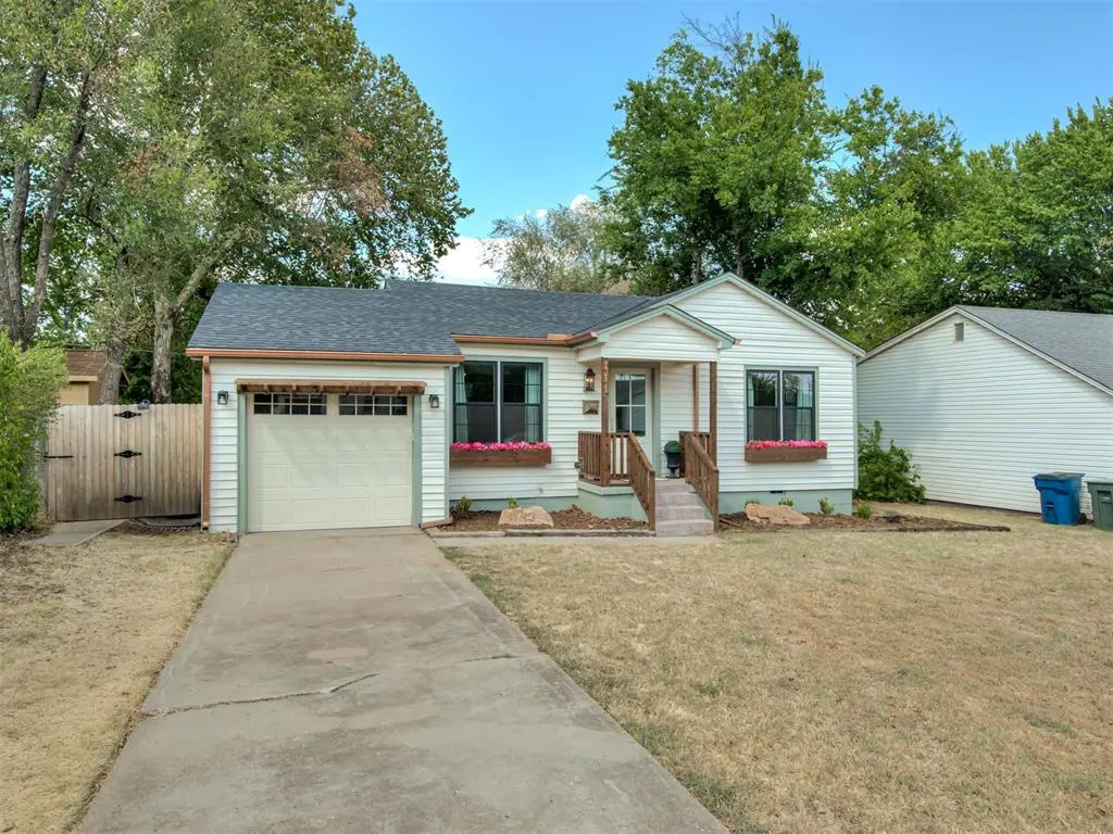 Photo 3 — 111 E 11th, Edmond, OK 73034