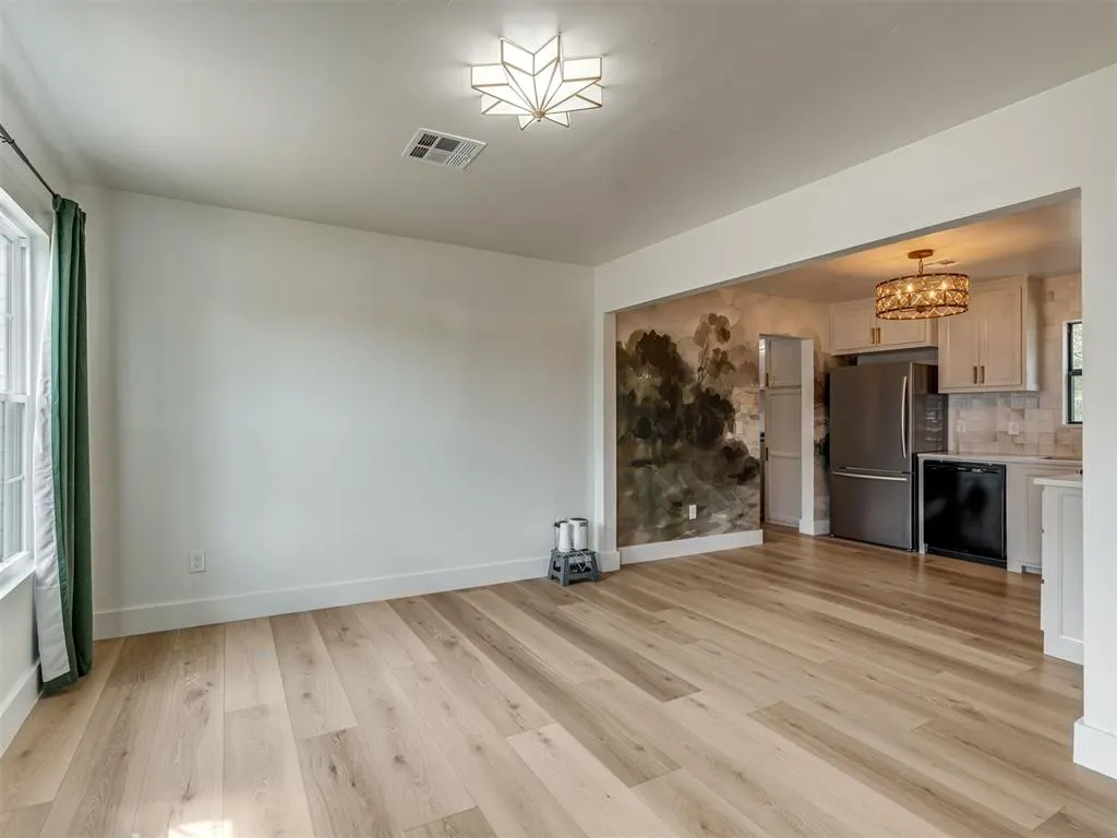Photo 8 — 111 E 11th, Edmond, OK 73034