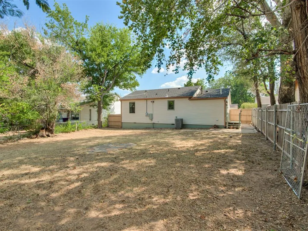 Photo 30 — 111 E 11th, Edmond, OK 73034