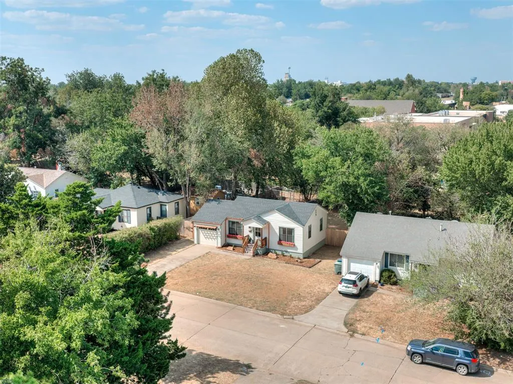 Photo 36 — 111 E 11th, Edmond, OK 73034