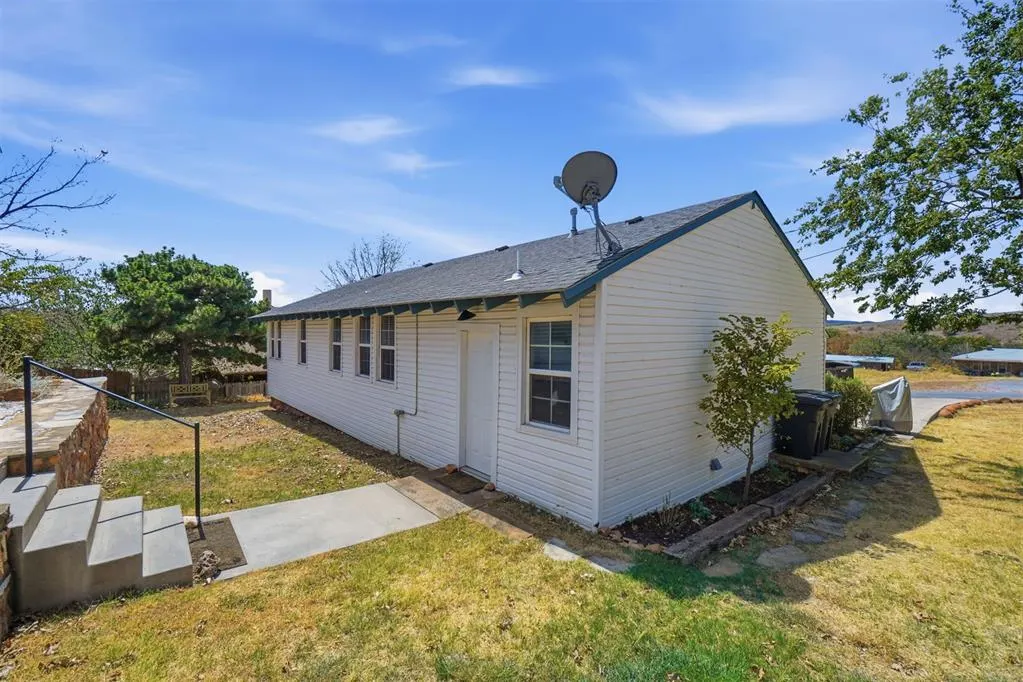 Photo 26 — 53 E Lake Drive, Medicine Park, OK 73557