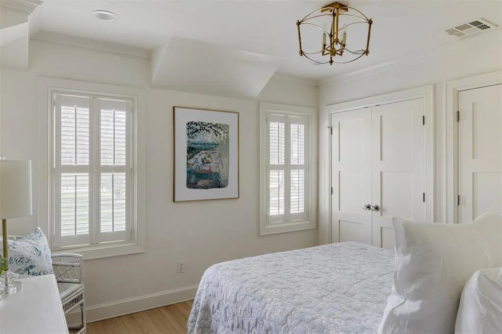 Photo 34 — 1122 Larchmont Lane, Oklahoma City, OK 73116