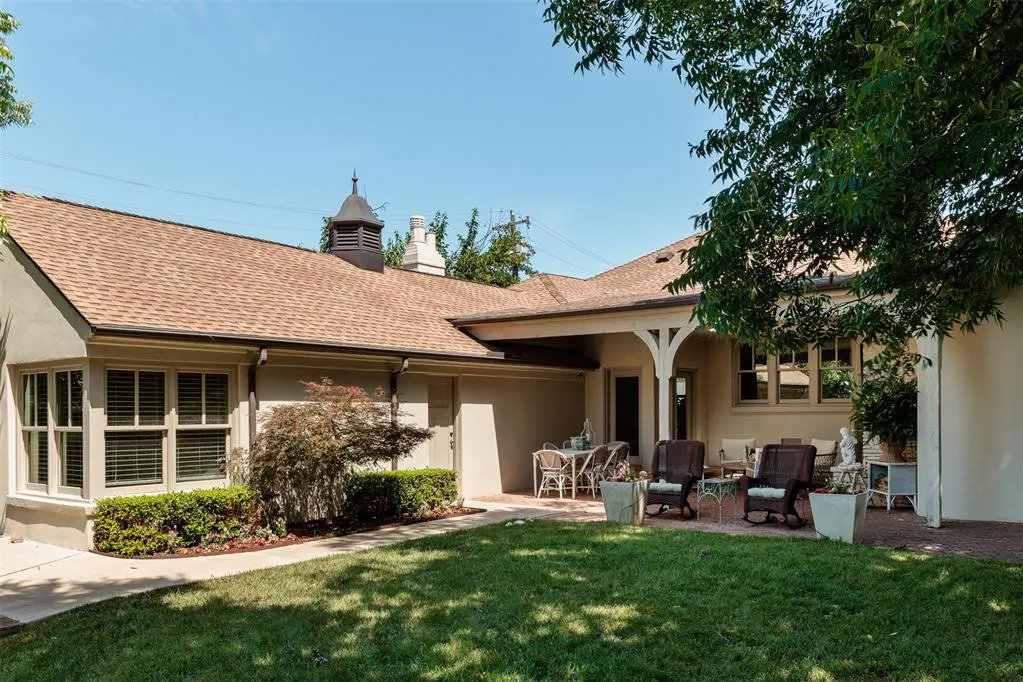 Photo 40 — 1122 Larchmont Lane, Oklahoma City, OK 73116