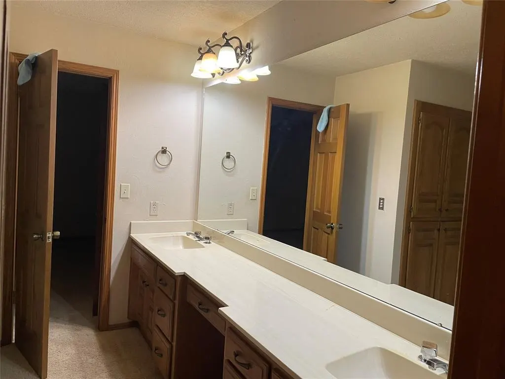 Photo 21 — 1408 Nighthawk Drive, Edmond, OK 73034