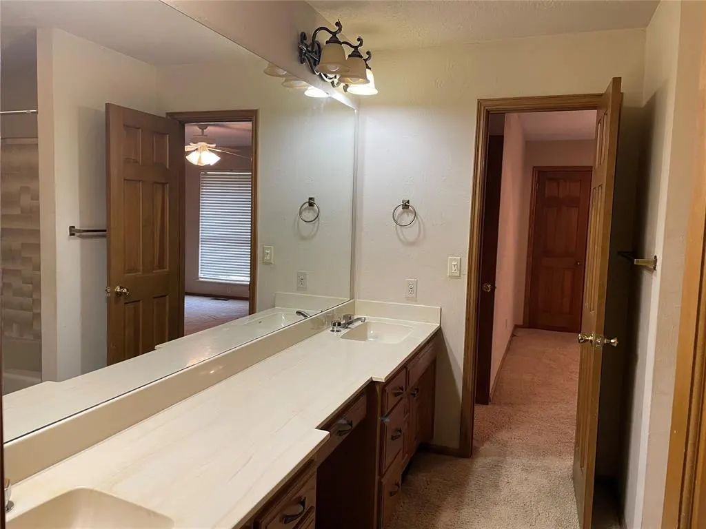 Photo 24 — 1408 Nighthawk Drive, Edmond, OK 73034