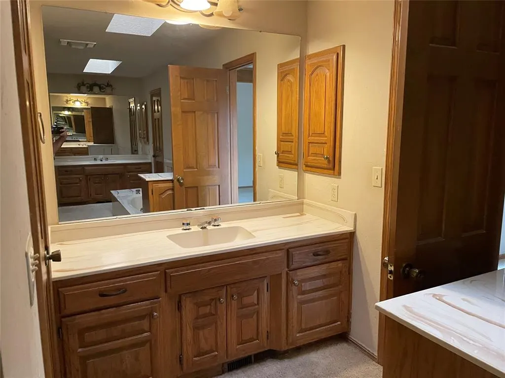 Photo 32 — 1408 Nighthawk Drive, Edmond, OK 73034