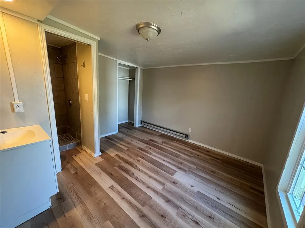 Photo 11 — 901 N Janeway Avenue, Moore, OK 73160