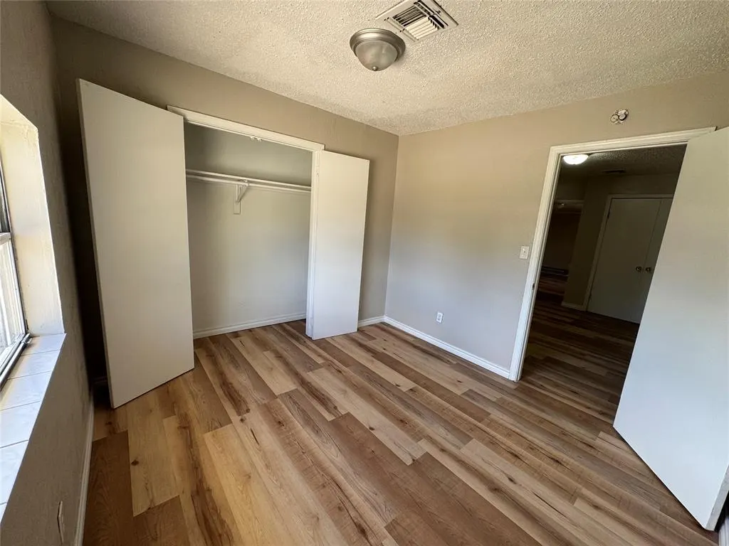 Photo 15 — 901 N Janeway Avenue, Moore, OK 73160
