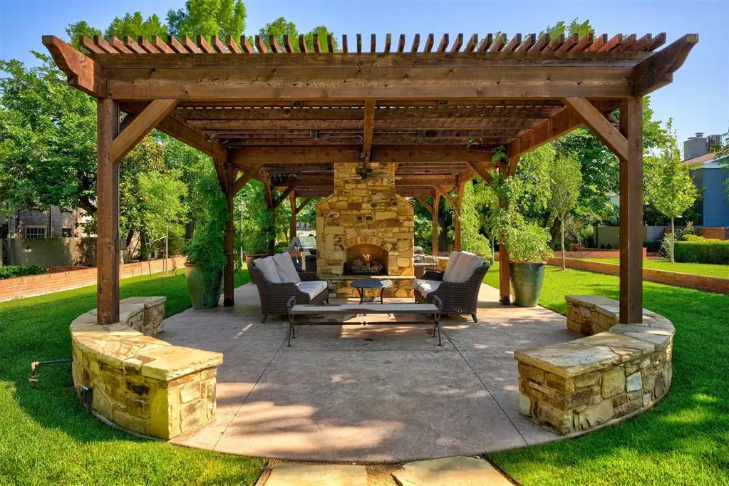 Photo 31 — 6509 Hunting Hill Lane 30, Oklahoma City, OK 73116