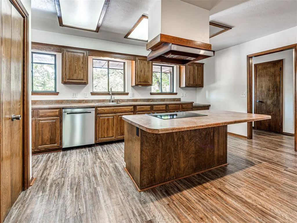 Photo 14 — 3521 N Bryant Avenue, Edmond, OK 73034