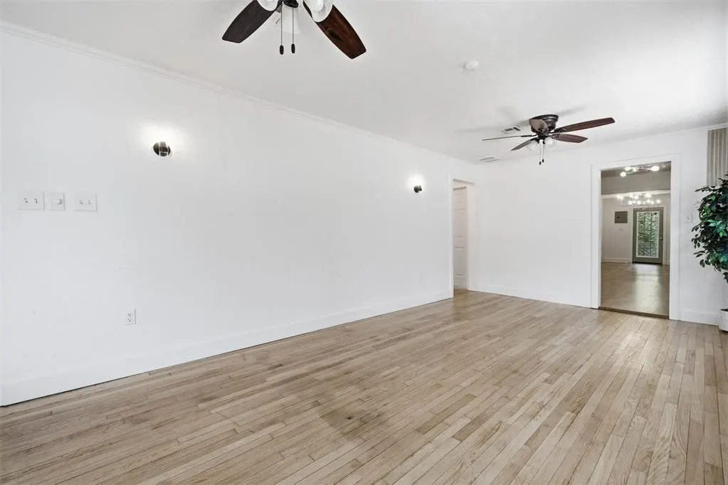 Photo 4 — 1110 NW Maple Street, Lawton, OK 73507