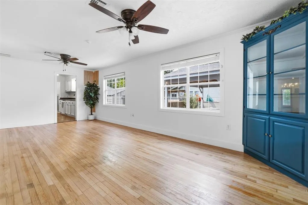 Photo 6 — 1110 NW Maple Street, Lawton, OK 73507