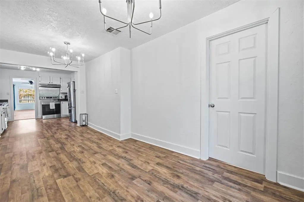 Photo 15 — 1110 NW Maple Street, Lawton, OK 73507
