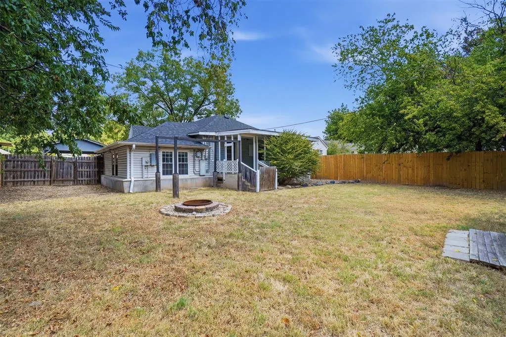 Photo 34 — 1110 NW Maple Street, Lawton, OK 73507