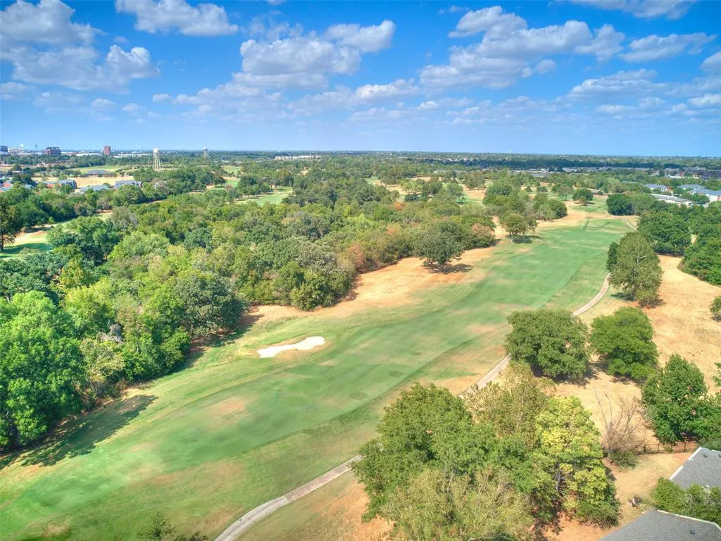 Photo 8 — 827 Red Bird Lane C, Norman, OK 73072