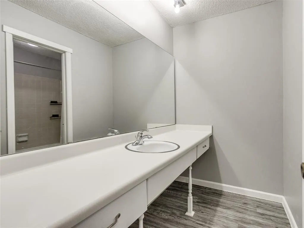 Photo 35 — 827 Red Bird Lane C, Norman, OK 73072