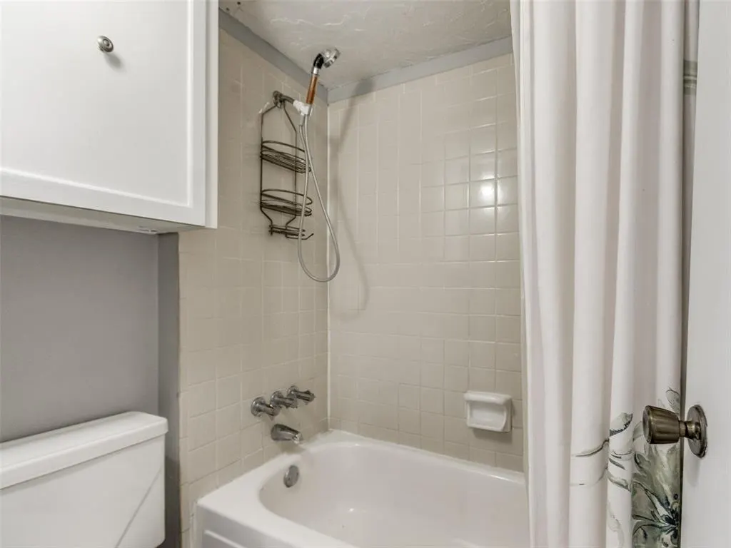 Photo 44 — 827 Red Bird Lane C, Norman, OK 73072